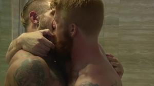 Men: Jaxon's eager entry into Bennett's bath