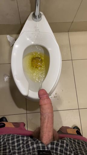 Boner piss marking