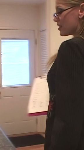 Chelsea Zinn Is A Fierce Whore   Clip 1