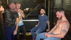 4150 beau mec viril baise par un mec tbm