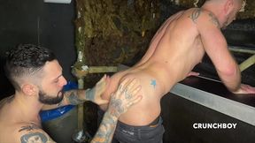 4150 beau mec viril baise par un mec tbm