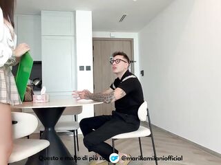 Coinquilino Sfigato Scopato da MARIKA MILANI: Lezione di Troia Italiana con Piedi in Faccia, Footjob e Sborra sui Piedi! (DIALOGHI ITALIANI)