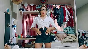 Fue mi maestra por un rato, para mamar mi polla