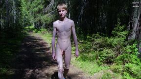 twinks matty and aiden have outdoor risky fun