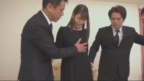 Yukie Natsuki Voluptuous Widow Body Passionate Desire