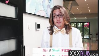 Blondie Babe River-Lynne Delivers Hot Pizza With A Side Of Sex" #PornStar2019