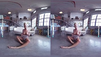 Bailey Brooke slowly took off her clothes during a VR session and started masturbating on the floor