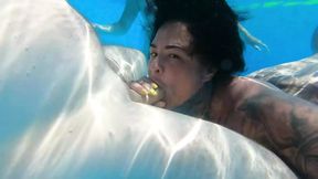 Holiday Pool Orgy Blowjob fun &amp; underwater camera