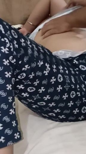 Nashe Mein Duth Malkin Ka Naukar Ne Othea Fayda, Desi Homemade Fantasy