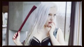 Discover your Domina - Fay Galore