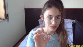 SHANAXNOW ASS&#x1F351; FINGERING&#x1F449; PLAYING WITH MY NOSE AND NOSEHOLES