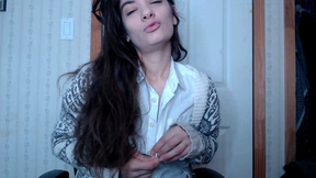 Kendallkushxx creams in the office