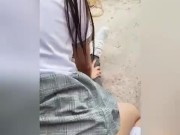 FOLLANDO Con MORRA COLEGIALA En El PATIO TRASERO! Haciendo PORNO Publico! Sexo Amateur (COMPLETO).