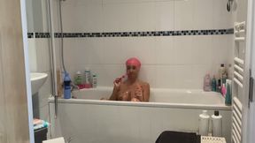 Bubbly Bathtub Fetish: Blowing Bubbles & Naughty Fun with a Swimming Hat
