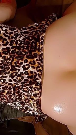 Jennifer Starr Play with a Huge Dildo