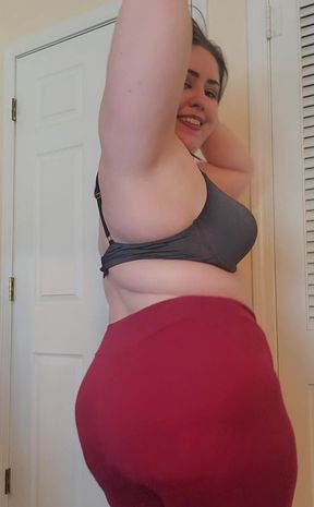 Do You Like the Way These Soft Leggings Fit My Big Curvy Body?