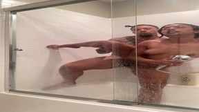 he fucked my wet pussy in the shower