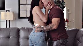Bigass tattoo babe GF passionately fucked and jizzed by BF