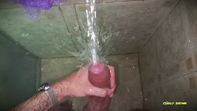 no hands water masturbation. letting the stream of water fall on my big uncut latino cock until it makes me cum hands free ?