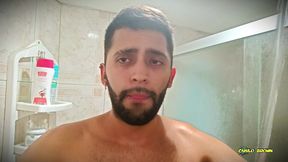 no hands water masturbation. letting the stream of water fall on my big uncut latino cock until it makes me cum hands free ?