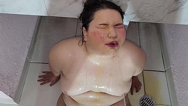 I drink my man's piss after he gapes my asshole with a hard fisting
