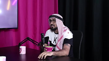 Est&aacute_ na putaria desde os dezoito anos e &eacute_ casado com uma acompanhante, e a pandemia fez ele mudar do bitcoin para a safadeza - Elquer Carlos (SHEER/RED)