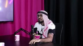 Est&aacute_ na putaria desde os dezoito anos e &eacute_ casado com uma acompanhante, e a pandemia fez ele mudar do bitcoin para a safadeza - Elquer Carlos (SHEER/RED)