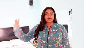 Comparto cama con hijastro y lo descubro masturb&aacute_ndose mientras ve