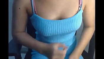 naukrani ne live dikhaya boobs
