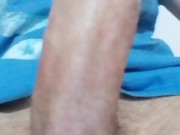 Masturbándome mi jefa me descubre