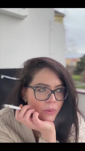 When I Shooting Sometimes I Need Pause and Smoking