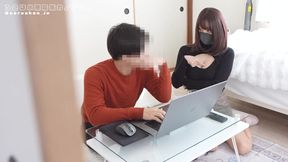 ビデオ会議中の彼氏にHなイタズラ????いきなり濃厚フェラしたらおっぱいに大量の精子をぶっかけられました…　地雷系 巨乳 彼女 淫乱 痴女 m男 胸揉み 勃起 手コキ 射精 日本人 素人