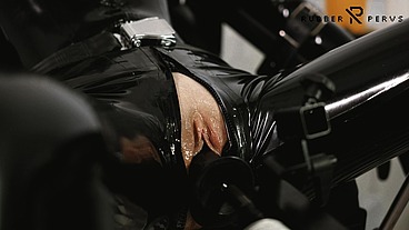 Tease and denial on gynchair in the Clinic with fucking machine