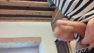 Noiseless hand job