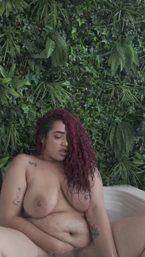 Hanna Miills Lonely Wife Masturbates and Rides