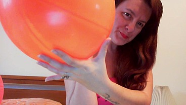 Great balloon orgy re-edited in 4K