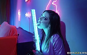 Neon dreaming, Karma Rx, Abella Danger