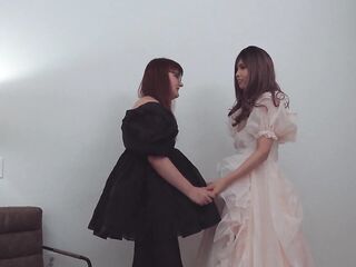 SHEMALES.PORN: Mrs. & Mrs. - Honeys in Love