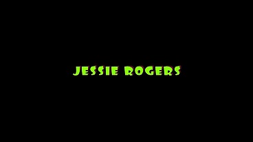 Jessie Rogers Massage Ends with Facial Cumshot