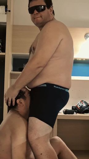Cop Heavyhitterboxer: Sensual Domination in the Hotel Room