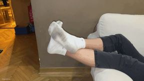 MATURE FEET DIRTY SOCKS - MP4 Mobile Version