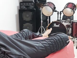 my large ramrod in my stepsister's room