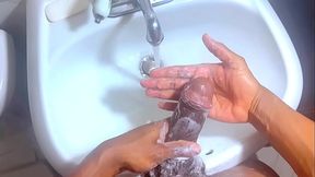 How to Properly Wash Your Dick