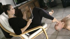 IgnoredHumanFootstoolHumiliation WMV