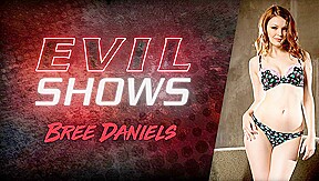 Evil Shows - Bree Daniels, Scene #01
