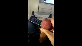 Quick Wank and Cum in My Jeans While Gaming
