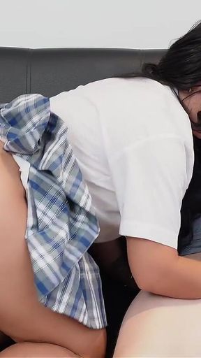 Private English Lessons Get Interesting After My Teacher Gets Cocky