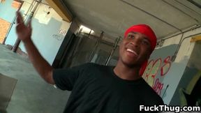 Cool thug hunting for blowjob outdoors