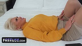 Hot And Soon-to-be Divorced Milf, Ready And Willing To Be Freeused - Everyones Invited