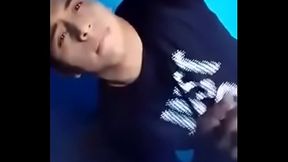 Pasivito del callao muestra culito